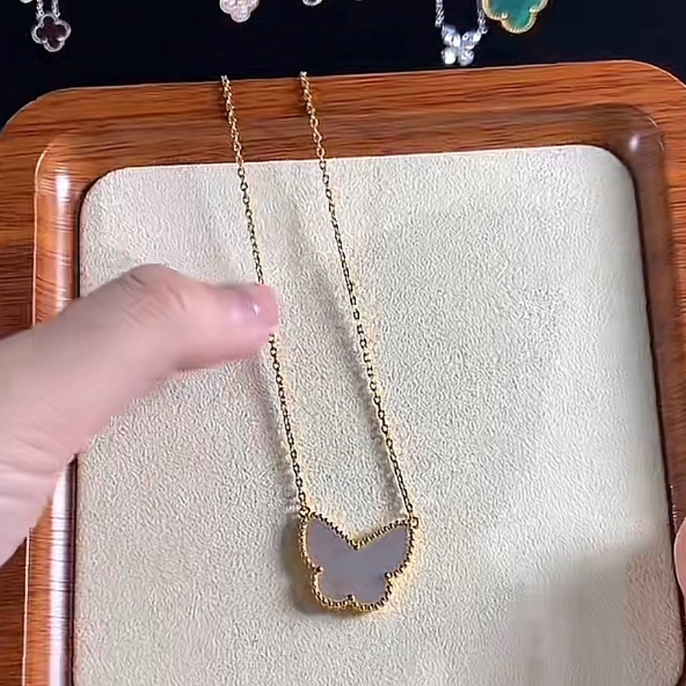 Elegant Gold Butterfly Necklace